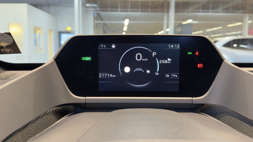 Toyota bZ4X vaihtoauto