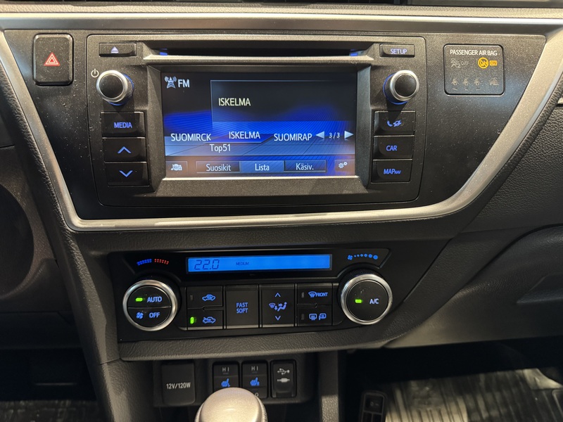 Toyota Auris vaihtoauto