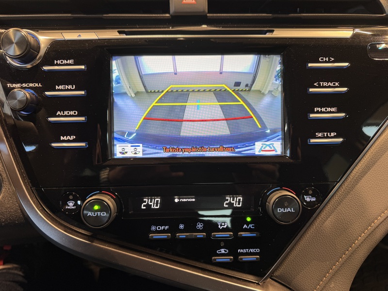 Toyota Camry vaihtoauto