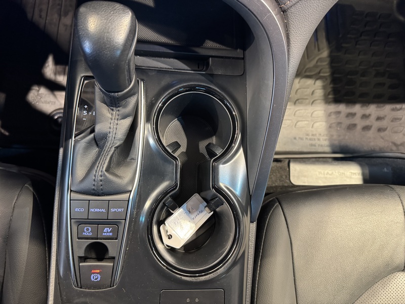 Toyota Camry vaihtoauto