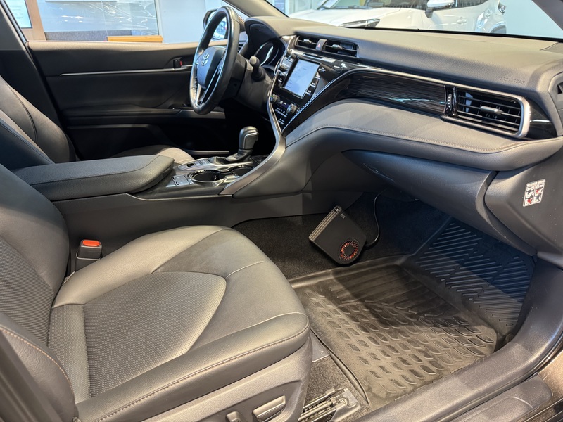 Toyota Camry vaihtoauto