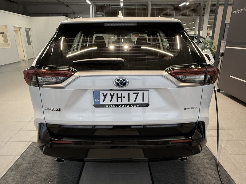 Toyota RAV4 vaihtoauto