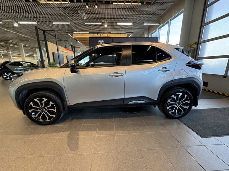 Toyota Yaris Cross vaihtoauto