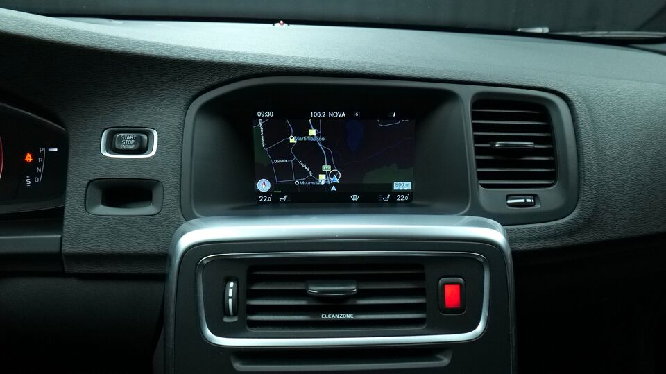 Volvo V60 Cross Country vaihtoauto