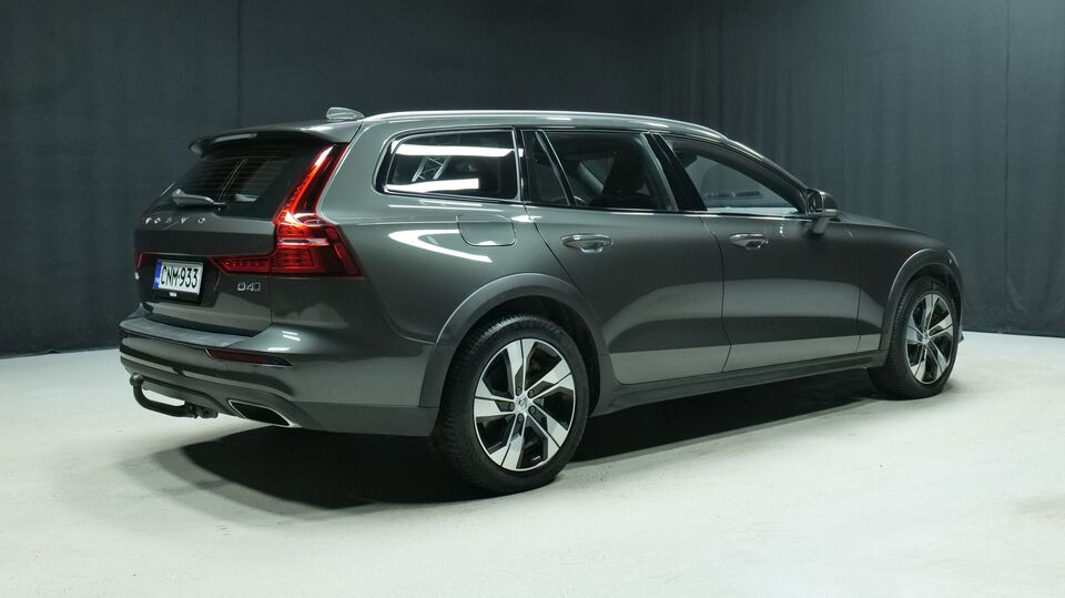 Volvo V60 Cross Country vaihtoauto