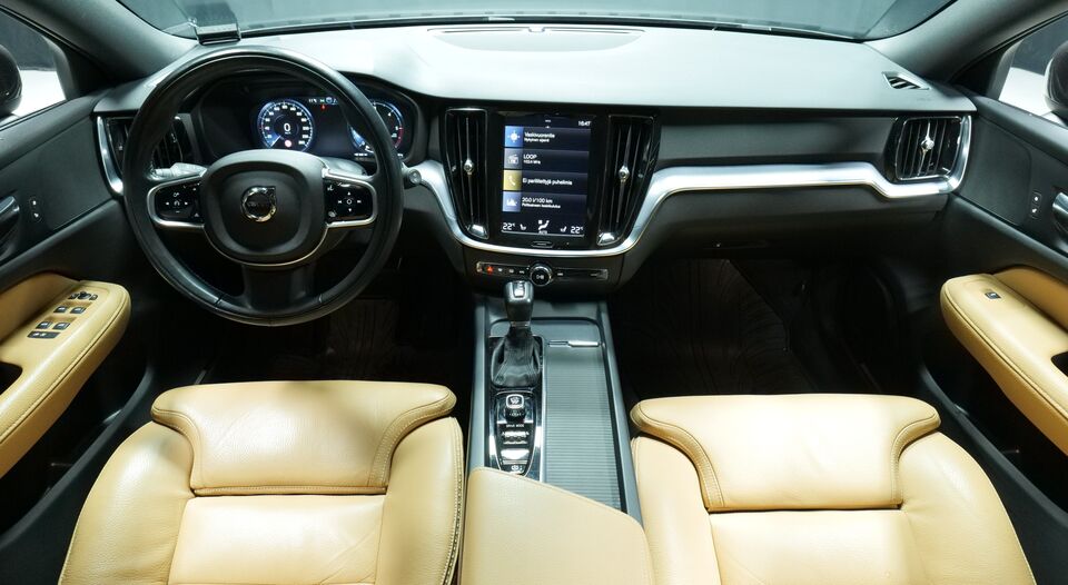 Volvo V60 Cross Country vaihtoauto