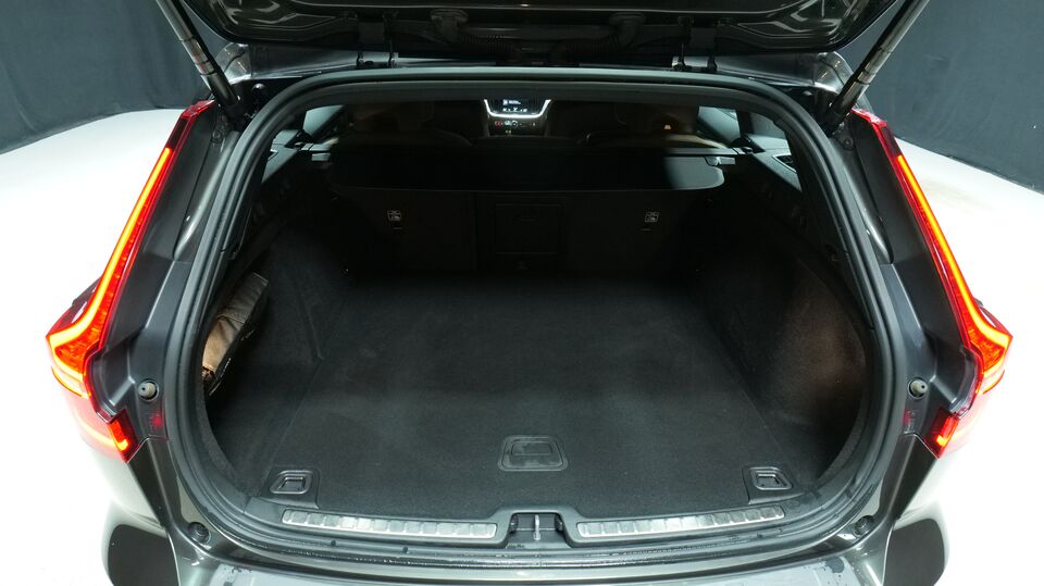 Volvo V60 Cross Country vaihtoauto