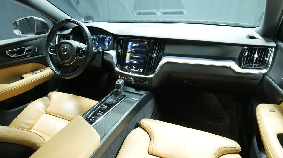 Volvo V60 Cross Country vaihtoauto