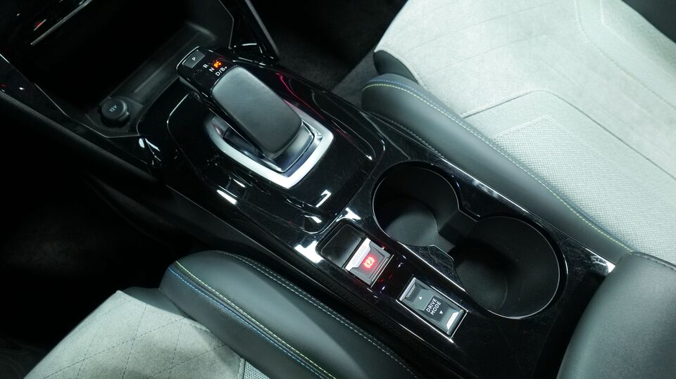 Peugeot e-2008 vaihtoauto