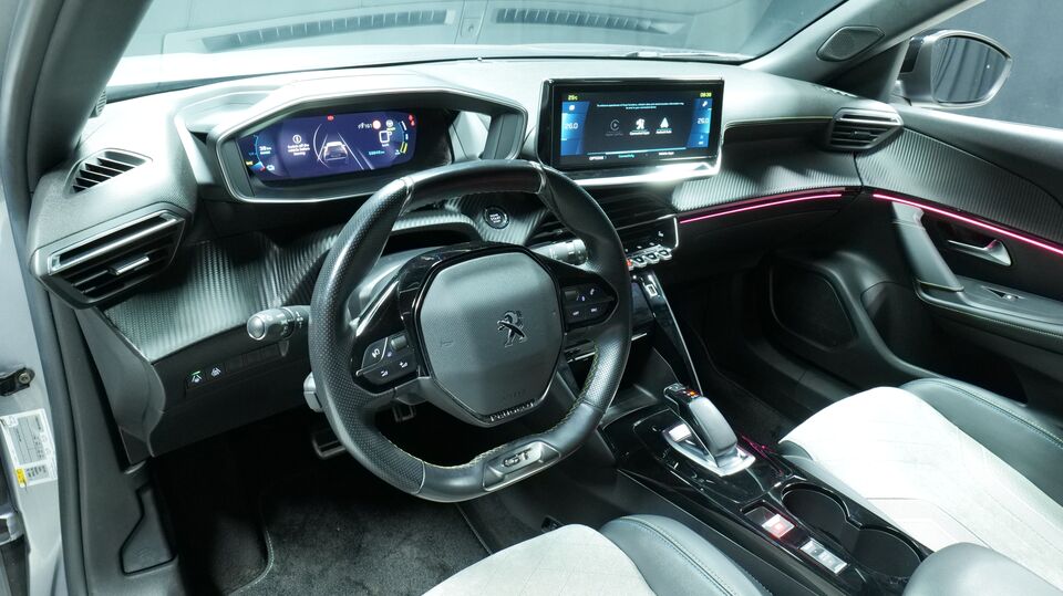 Peugeot e-2008 vaihtoauto