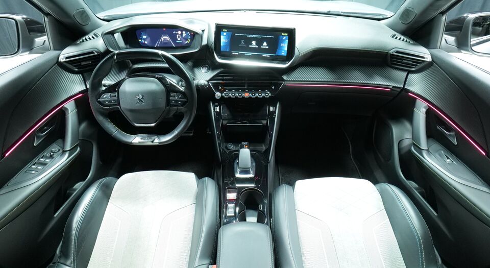 Peugeot e-2008 vaihtoauto