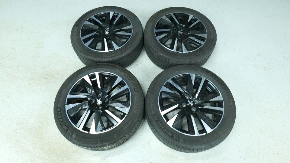 Peugeot e-2008 vaihtoauto