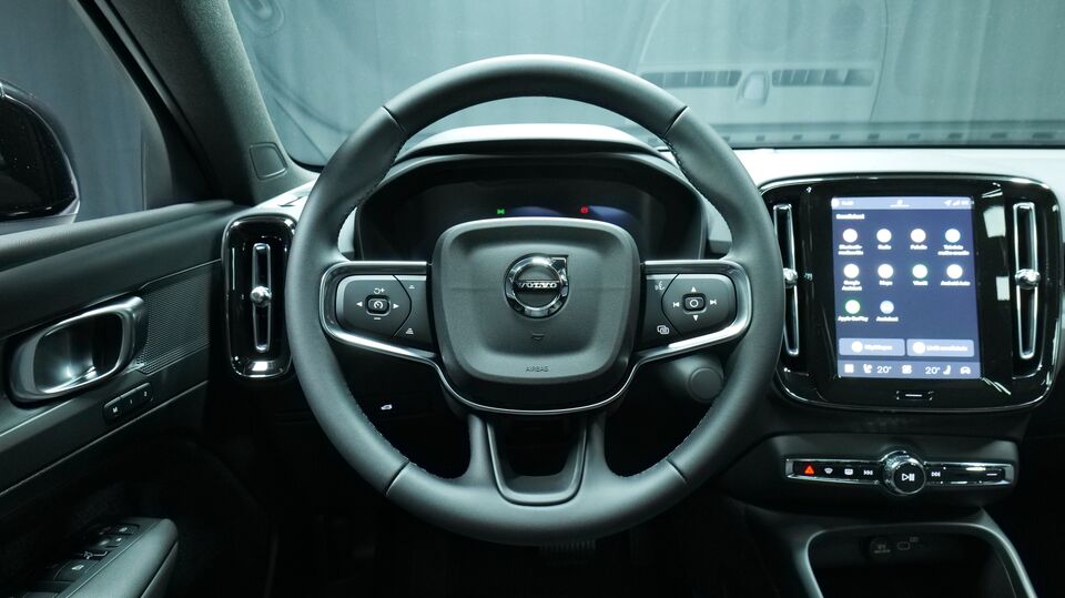 Volvo EC40 vaihtoauto