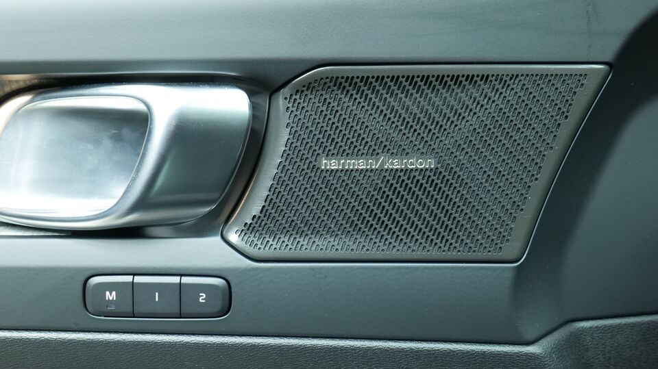 Volvo EX40 vaihtoauto