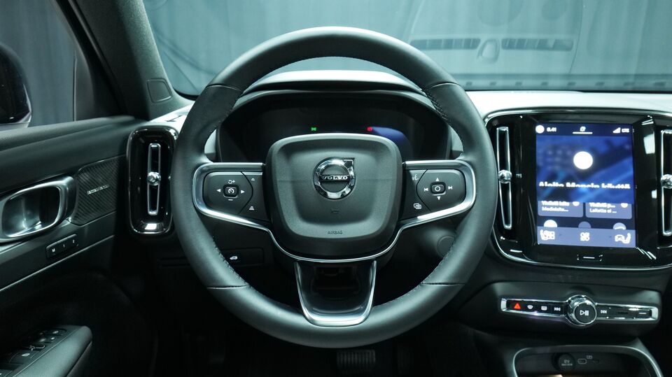 Volvo EX40 vaihtoauto