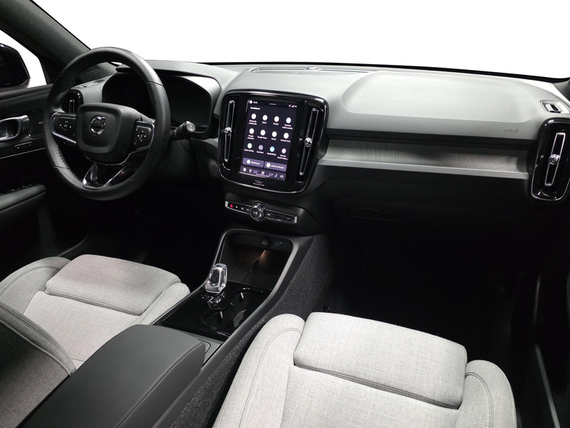 Volvo EX40 vaihtoauto