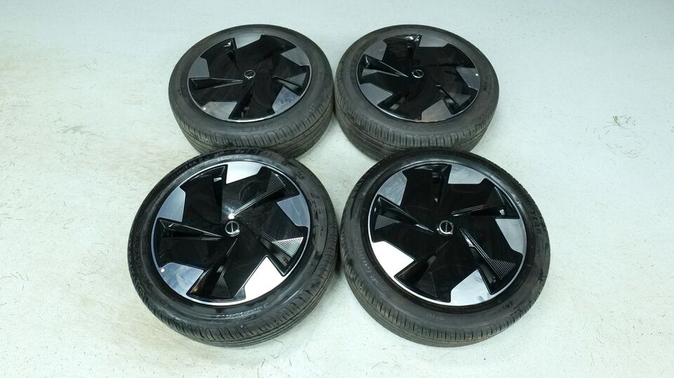 Volvo EX30 vaihtoauto