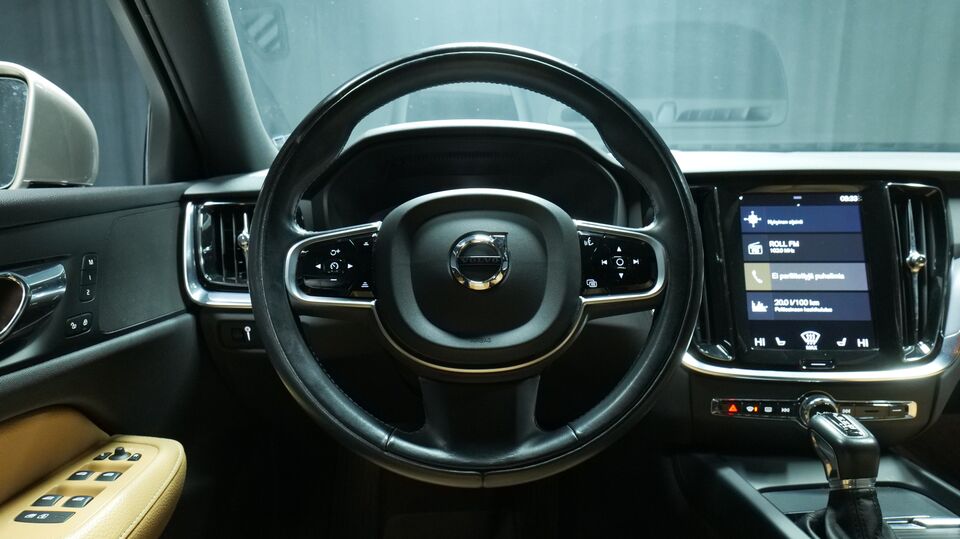 Volvo V60 Cross Country vaihtoauto