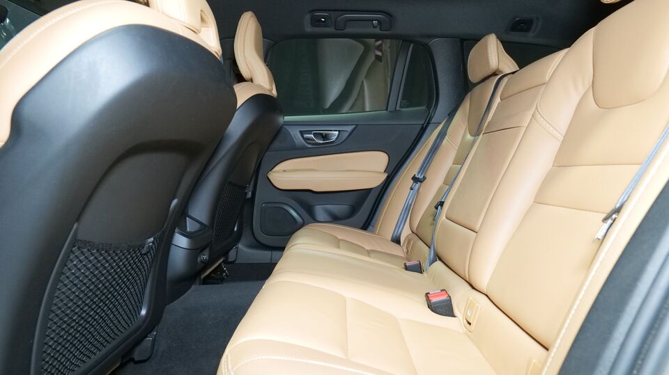 Volvo V60 Cross Country vaihtoauto