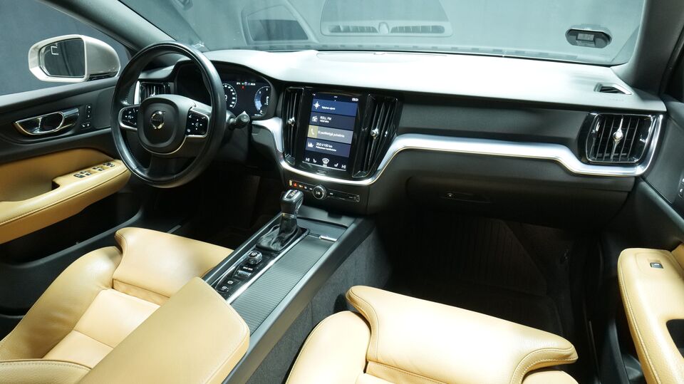 Volvo V60 Cross Country vaihtoauto