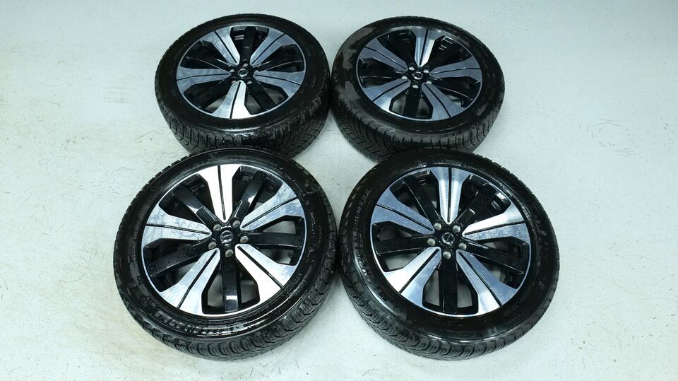 Volvo C40 vaihtoauto