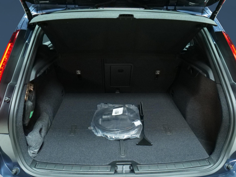 Volvo EX40 vaihtoauto