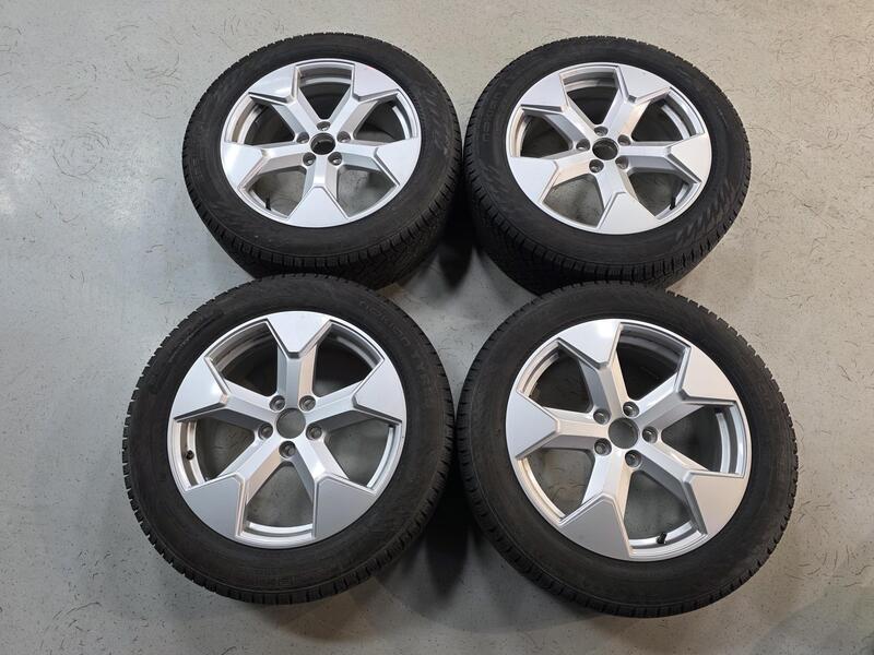 Volvo EX30 vaihtoauto