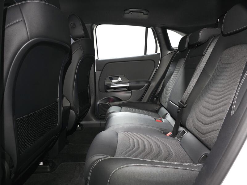 Mercedes-Benz EQA vaihtoauto