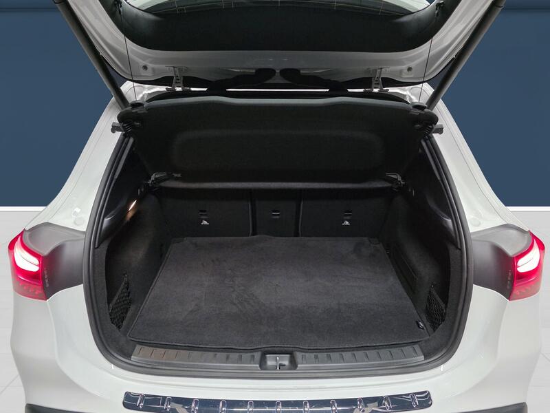 Mercedes-Benz EQA vaihtoauto