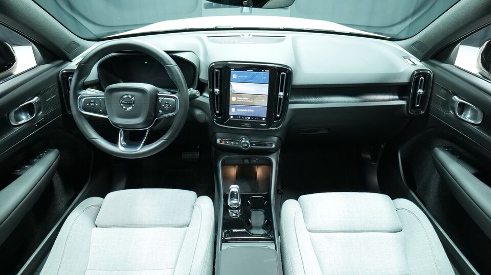 Volvo EX40 vaihtoauto