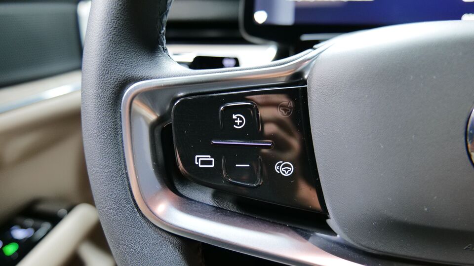 Volvo EX90 vaihtoauto