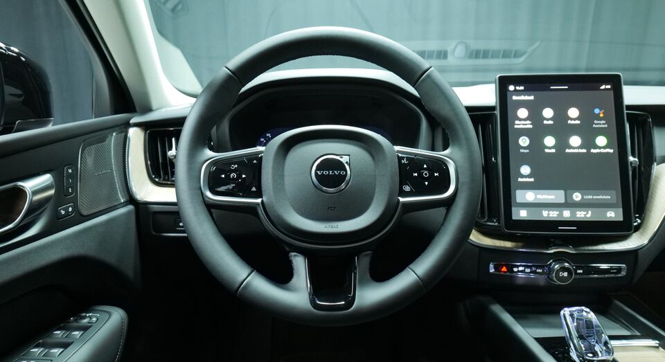 Volvo XC60 vaihtoauto