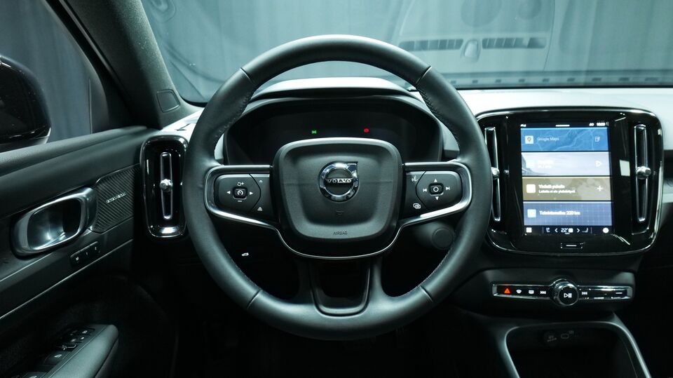 Volvo EC40 vaihtoauto