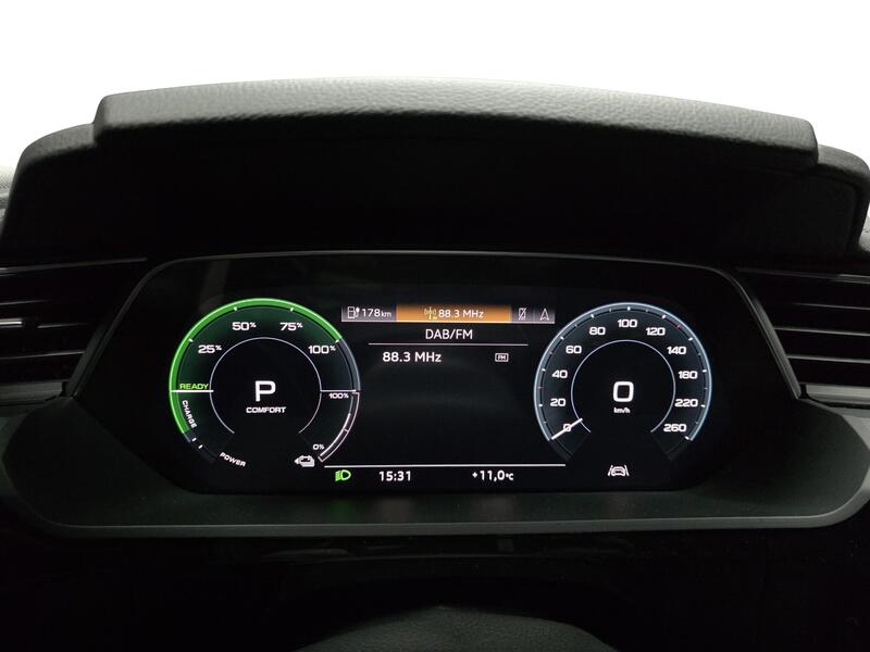 Audi e-tron vaihtoauto