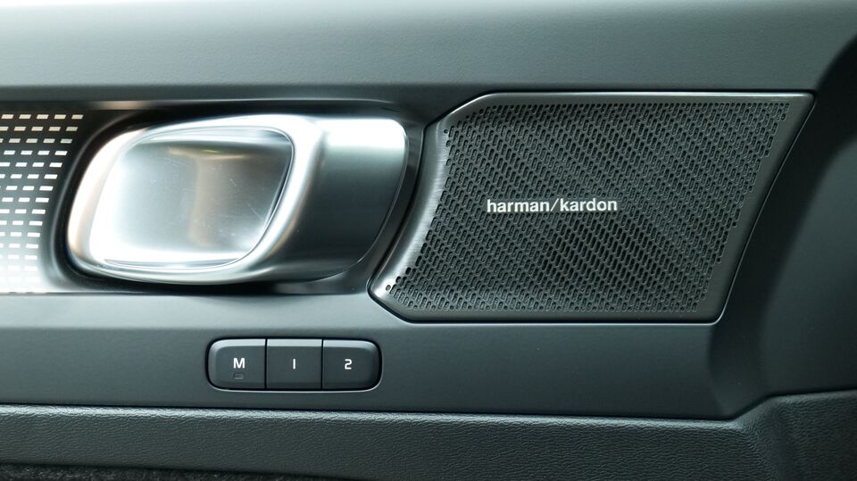 Volvo EX40 vaihtoauto