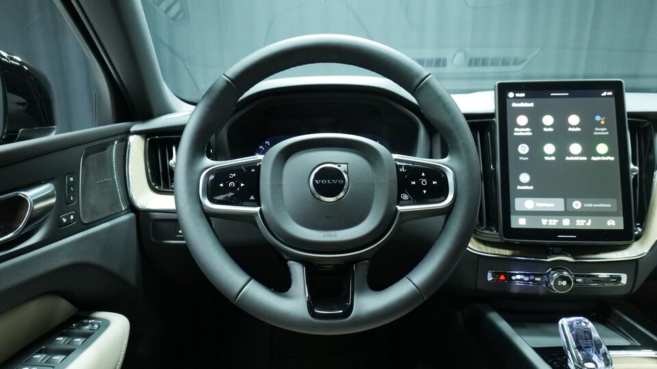 Volvo XC60 vaihtoauto