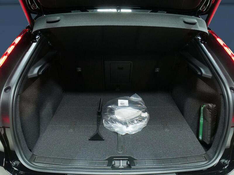 Volvo EC40 vaihtoauto