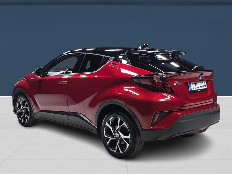 Toyota C-HR vaihtoauto