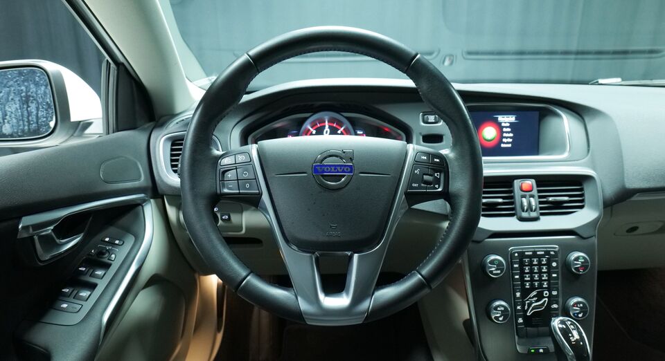 Volvo V40 vaihtoauto