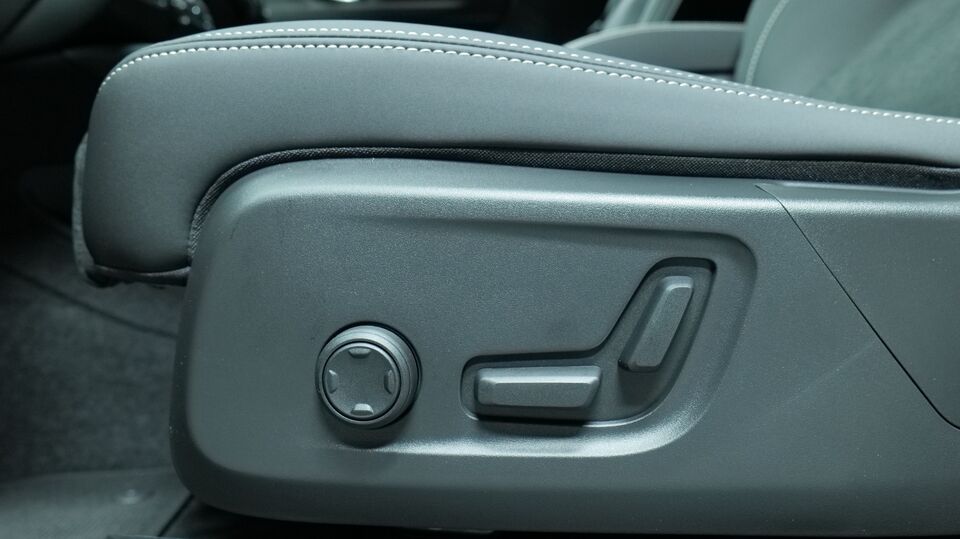 Volvo EX40 vaihtoauto