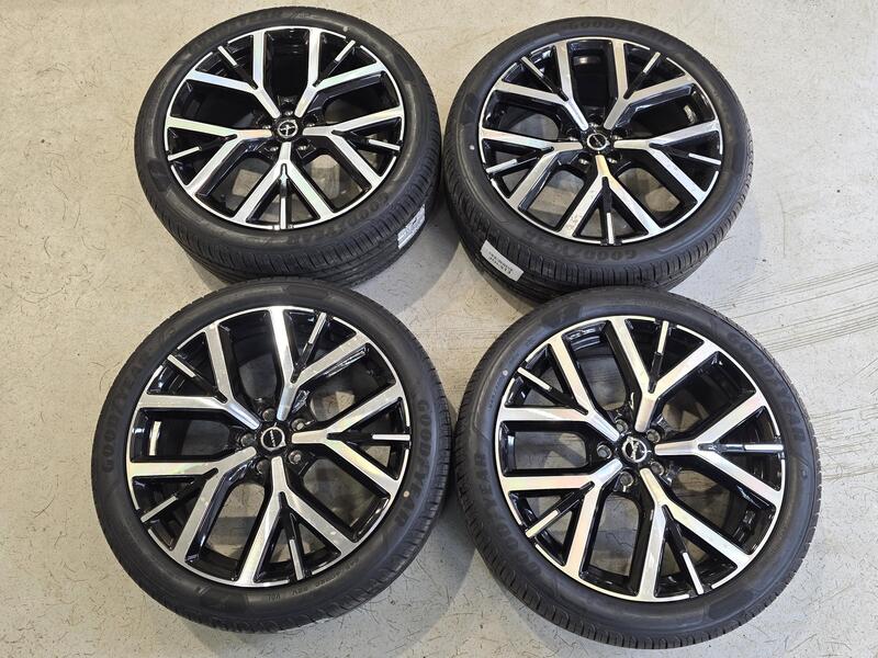 Volvo EX30 vaihtoauto