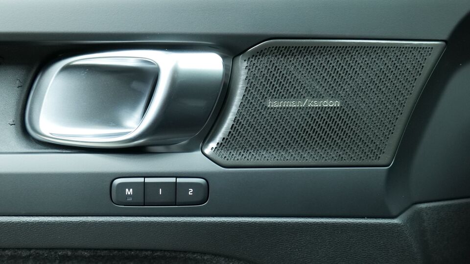 Volvo EC40 vaihtoauto