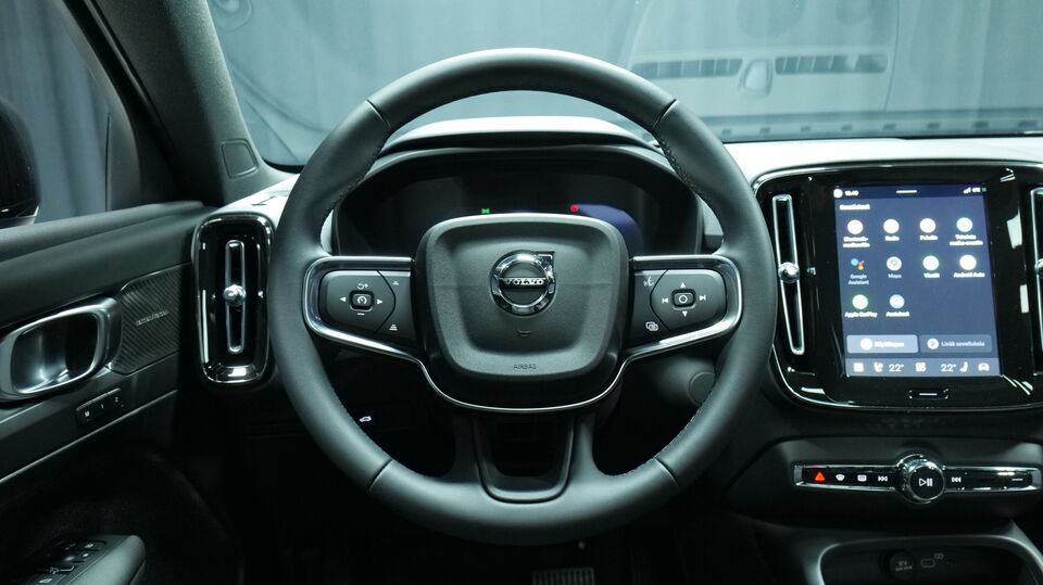 Volvo EC40 vaihtoauto