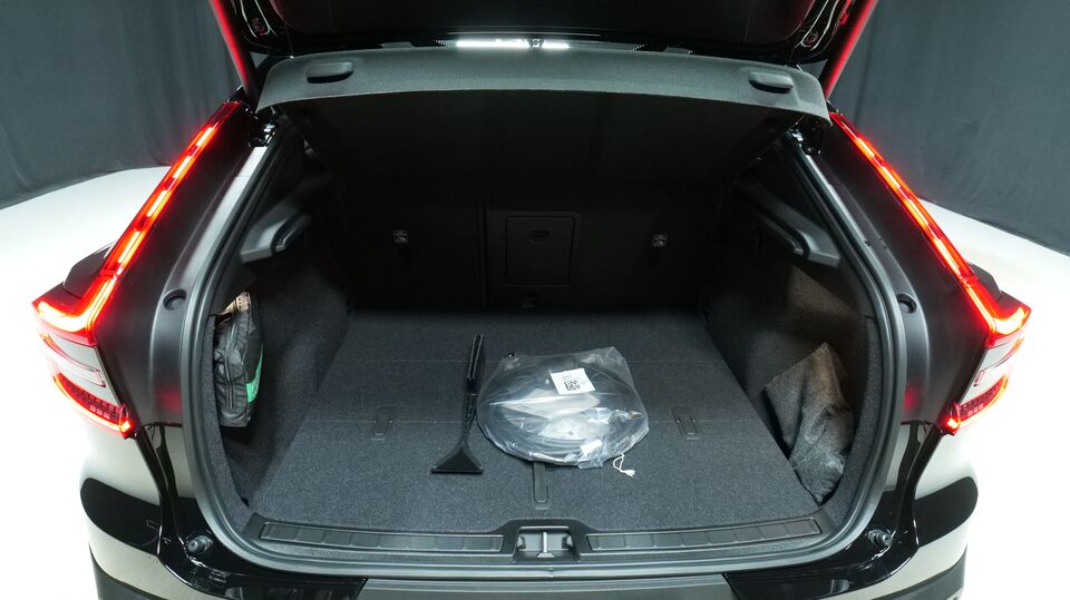 Volvo EC40 vaihtoauto