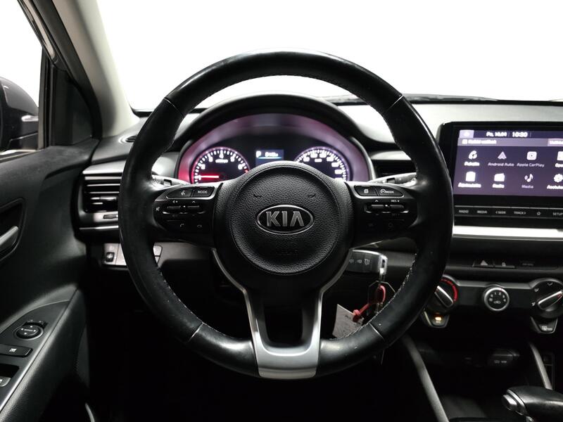Kia Stonic vaihtoauto