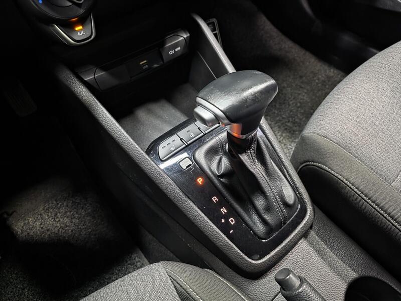 Kia Stonic vaihtoauto