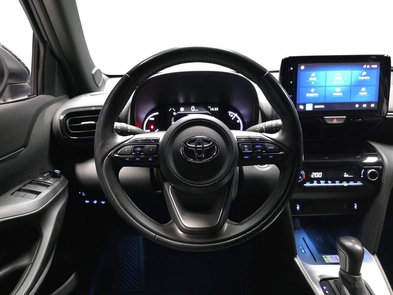 Toyota Yaris Cross vaihtoauto