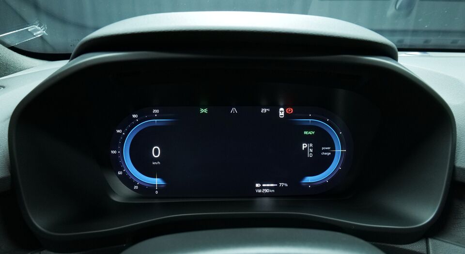 Volvo C40 vaihtoauto