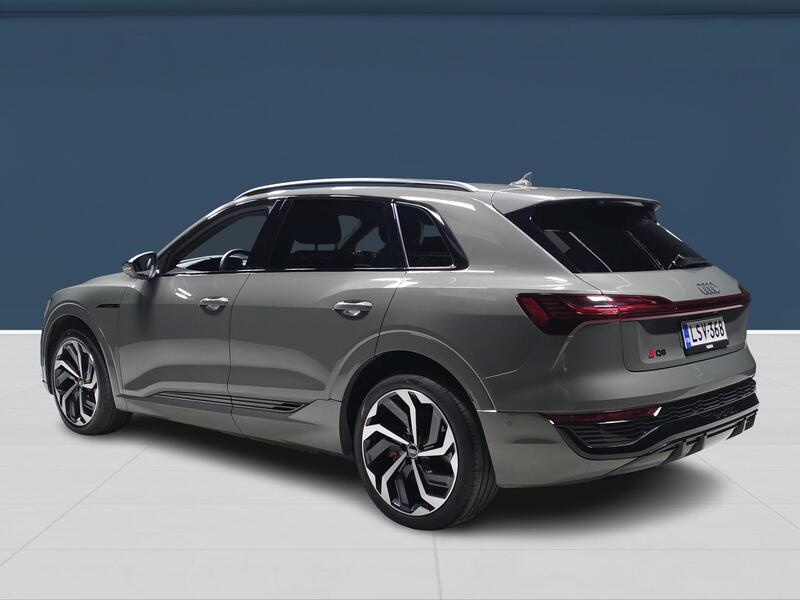 Audi Q8 e-tron vaihtoauto
