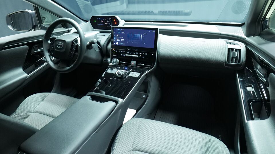 Toyota bZ4X vaihtoauto